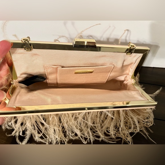 BCBGMaxaria Ostrich Feather clutch - NWOT! - Picture 4 of 6